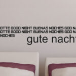 Wandtattoo Schrift vertikal und horizontal